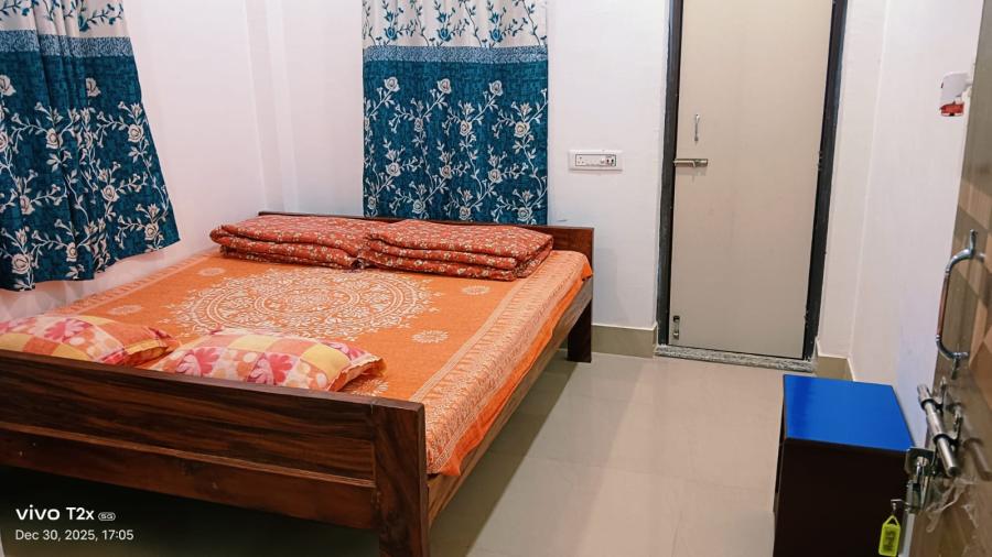 Double Bed + Attached Bathroom